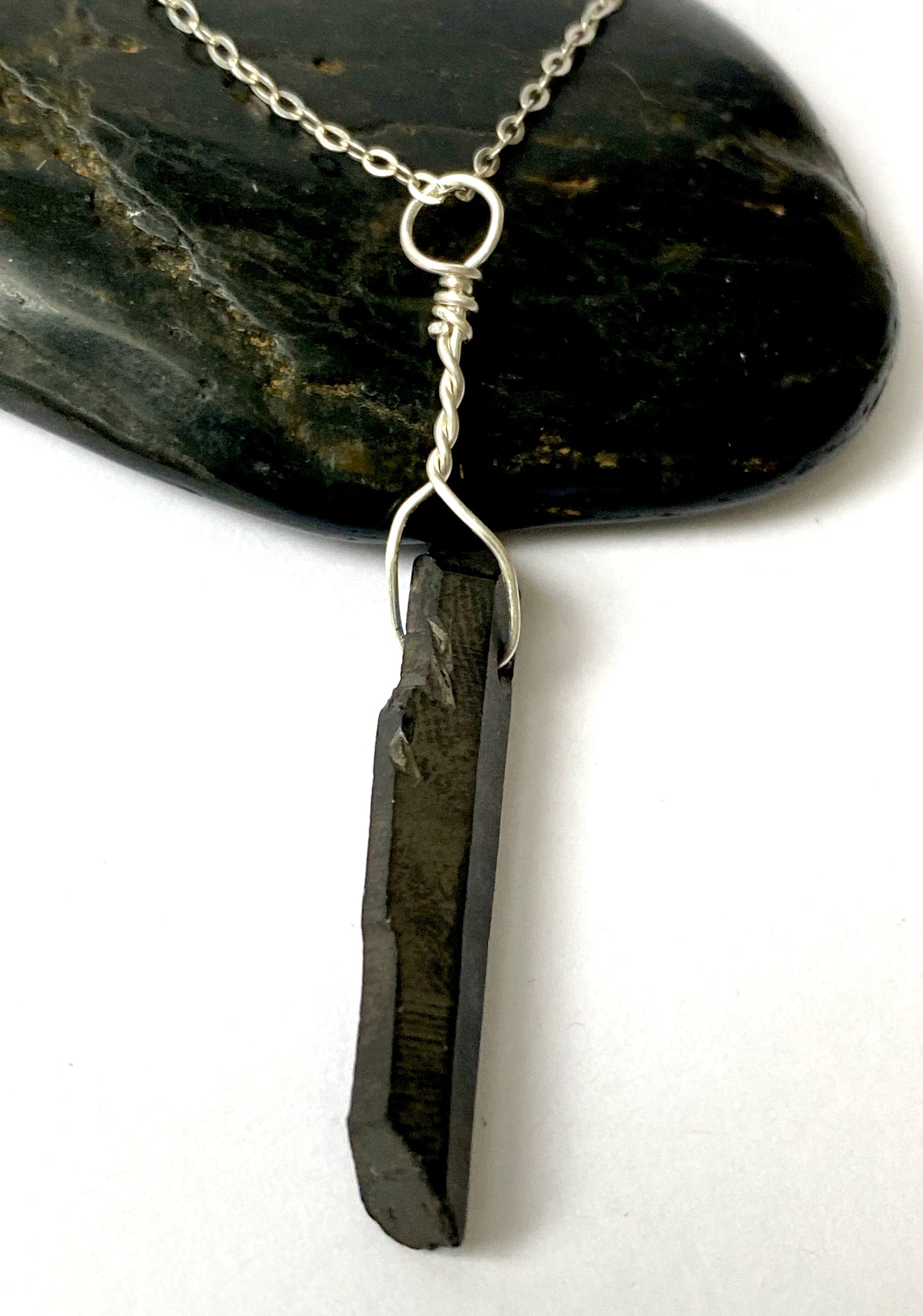 black quartz necklace