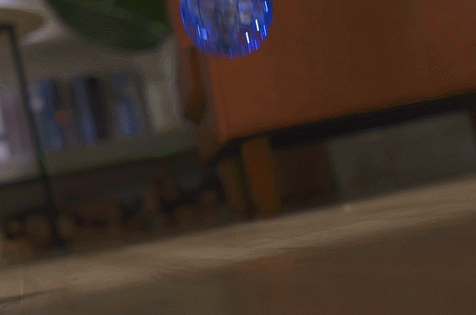 LED flying boomerang ball 06