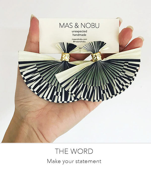 MAS & NOBU Lenticular illusion earring THE WORD