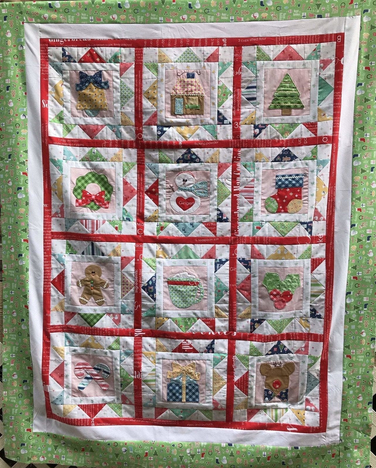 lori-holt-cozy-christmas-quilt-kit-rebsfabstash