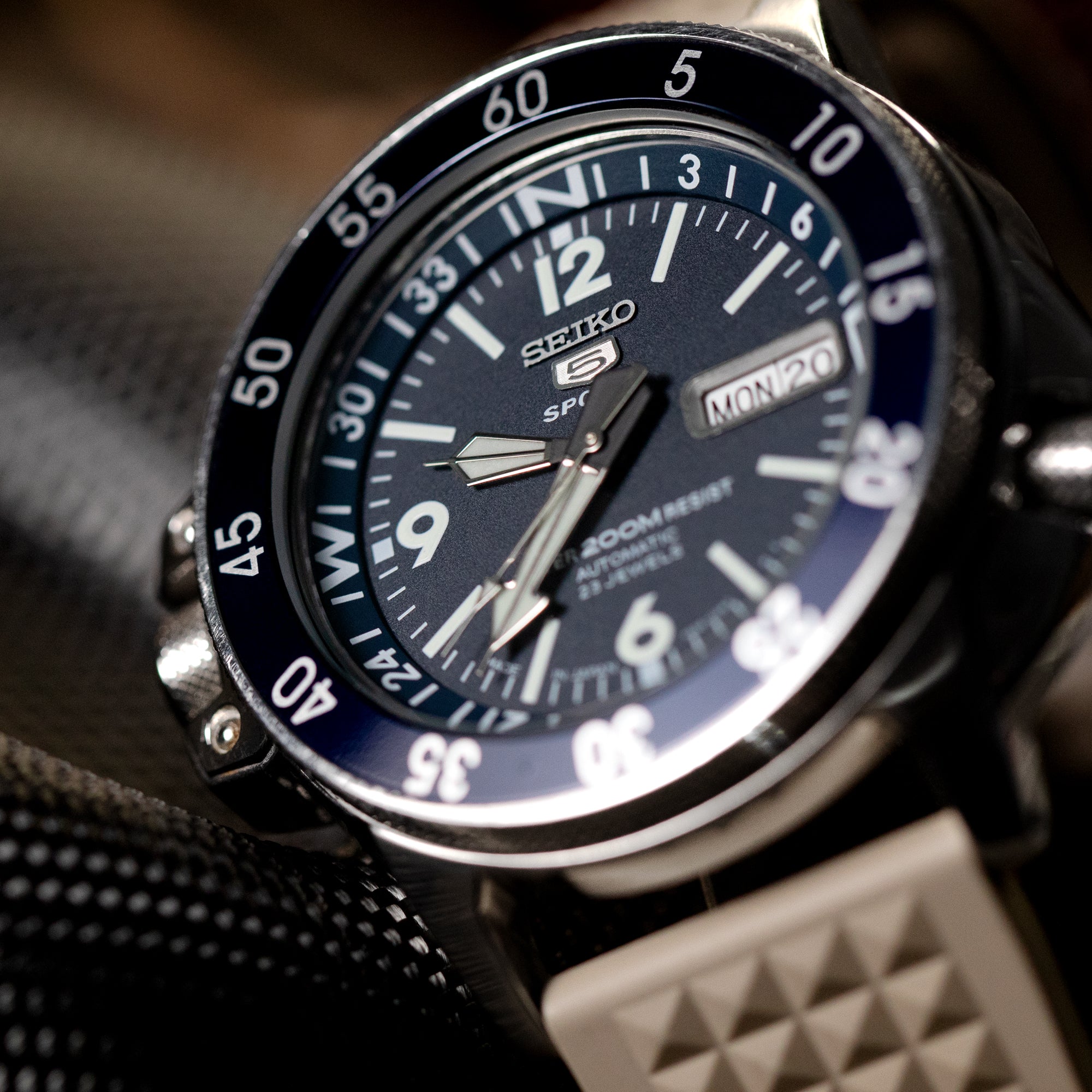 5 Best Pick Mechanical Compass Watches from the Seiko LAND | Strapcode