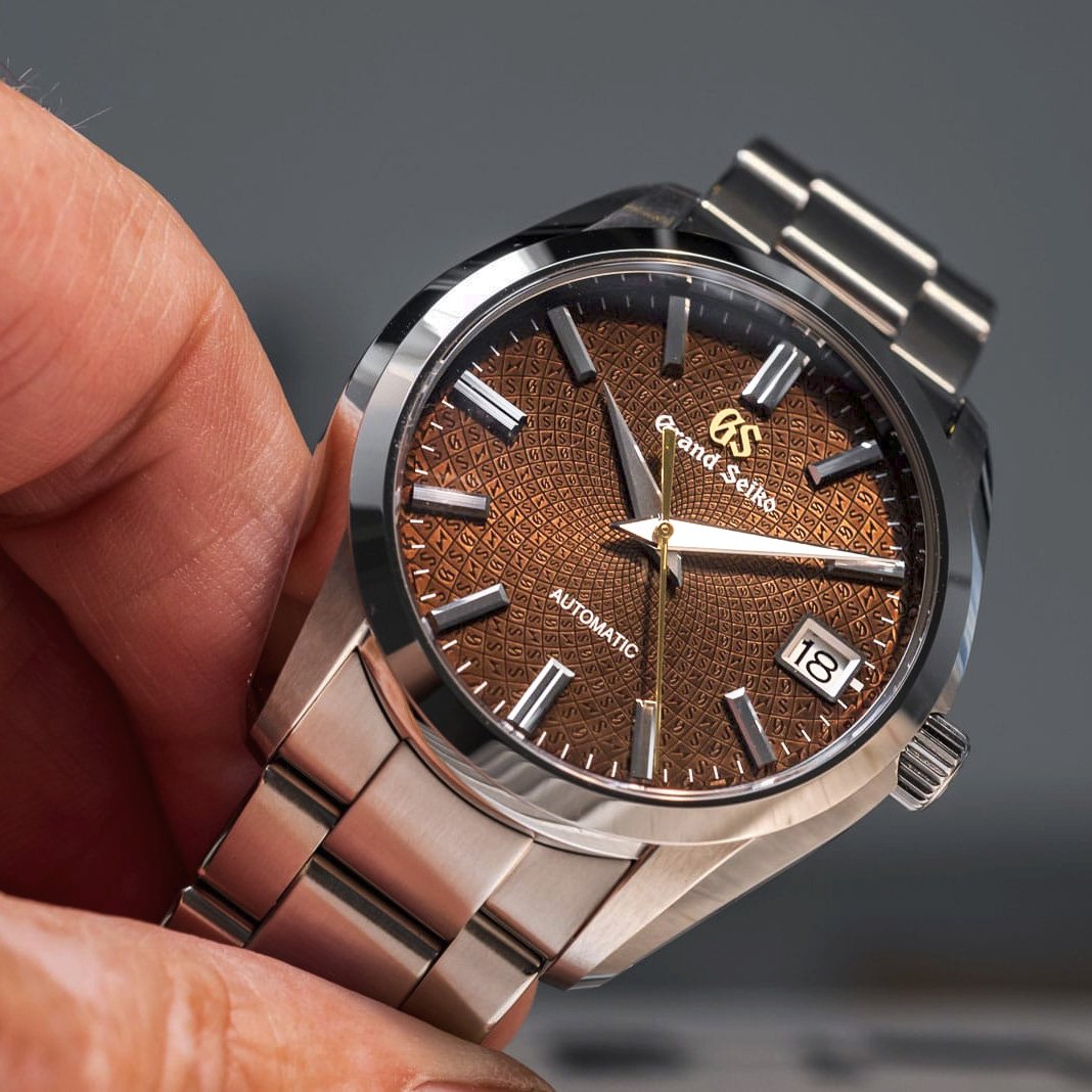 All about Grand Seiko– Strapcode