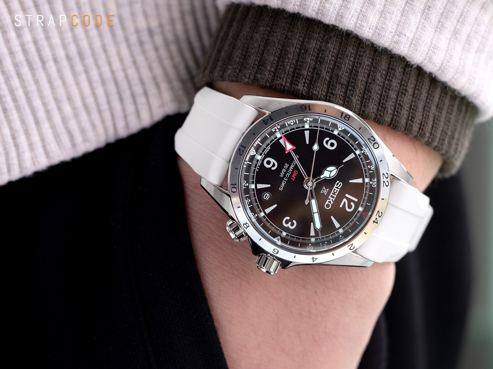 Seiko Alpinist GMT SPB379 Black with Strapcode with resilient white FKM rubber watch strap