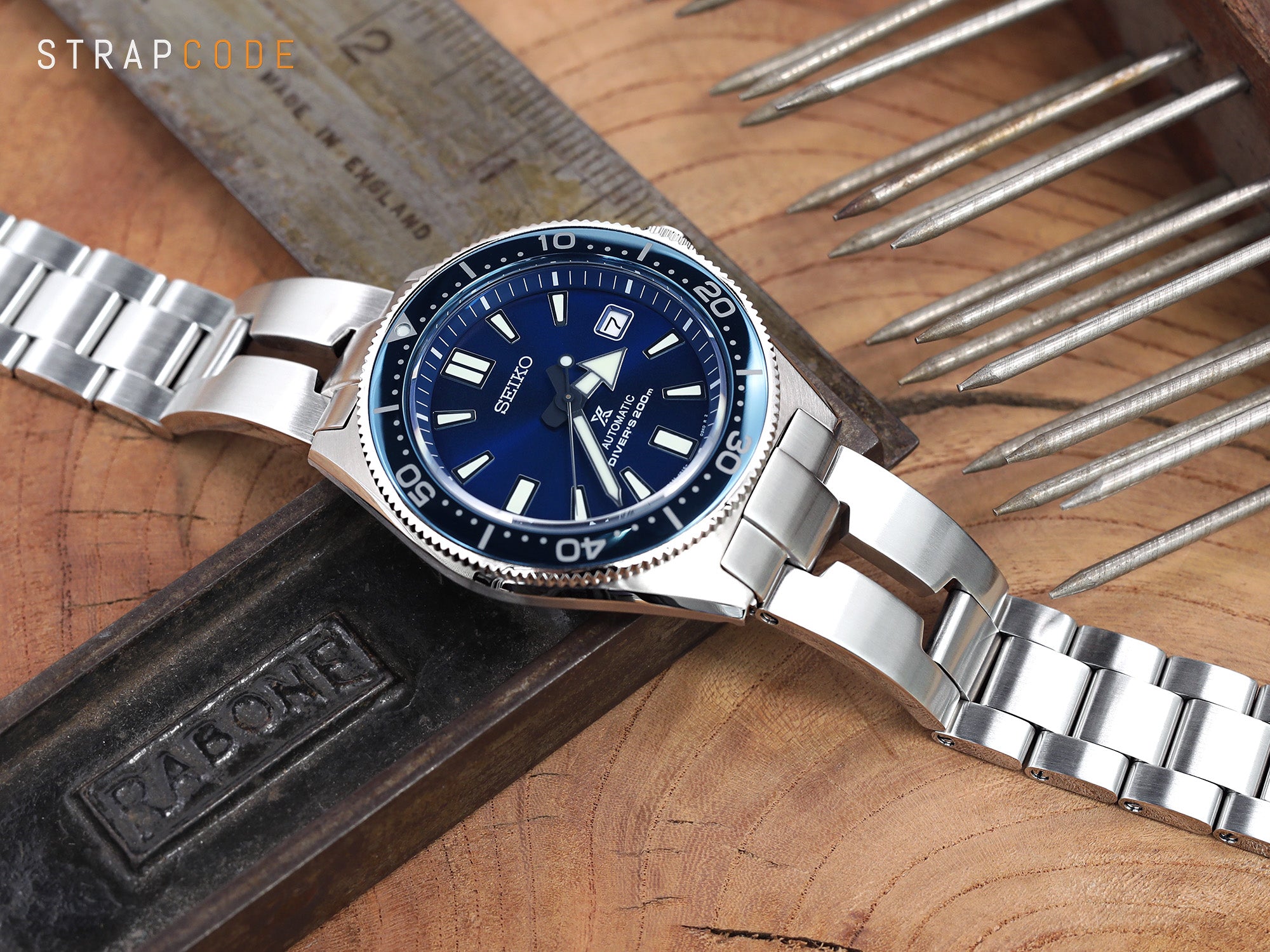 The Seiko 62Mas Reissue watch paired with a Razor watch band by Strapcode 