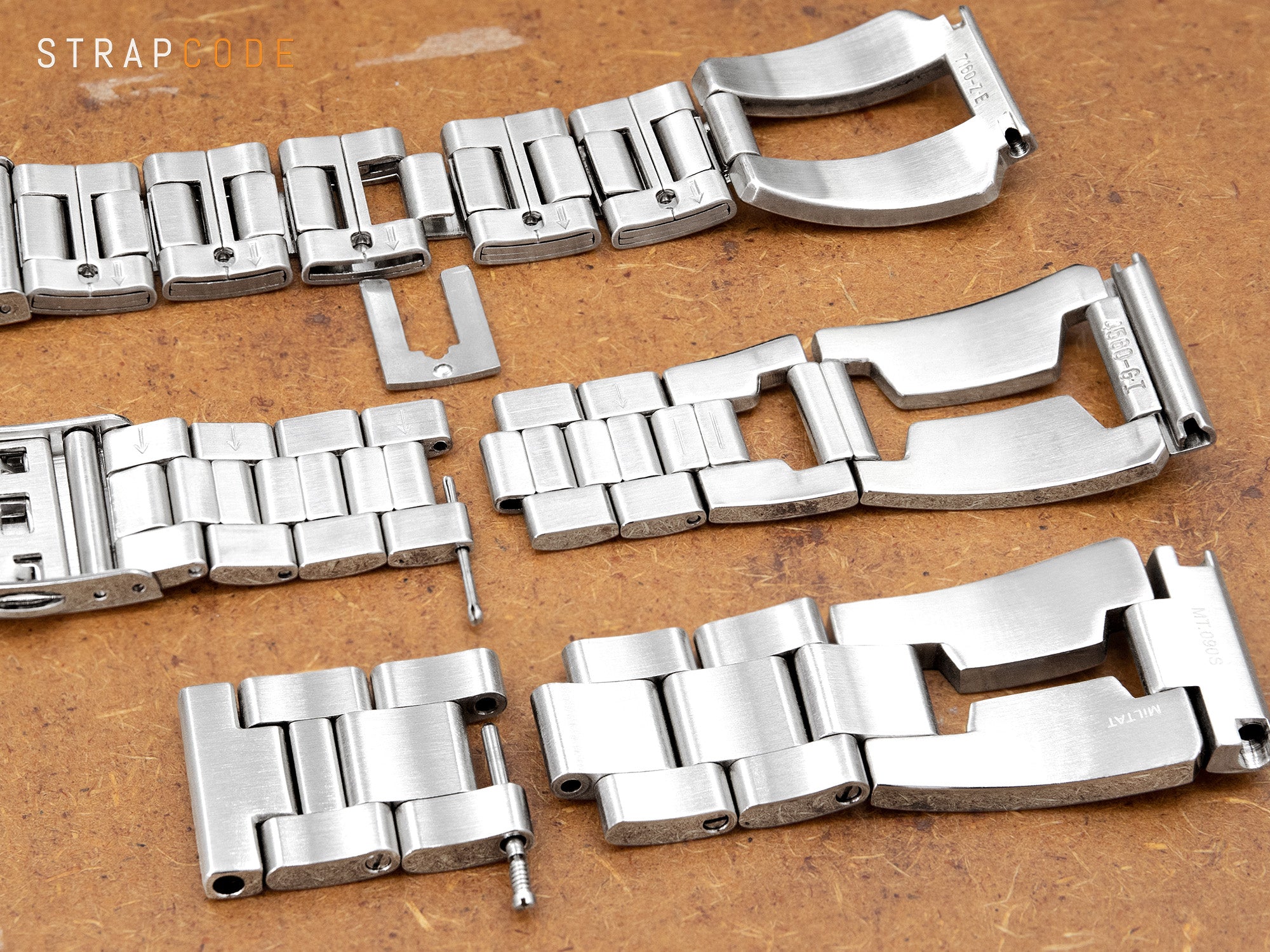 The assembled details of two vintage Seiko Razor bracelets and new screw adjustment details  by Strapcode 