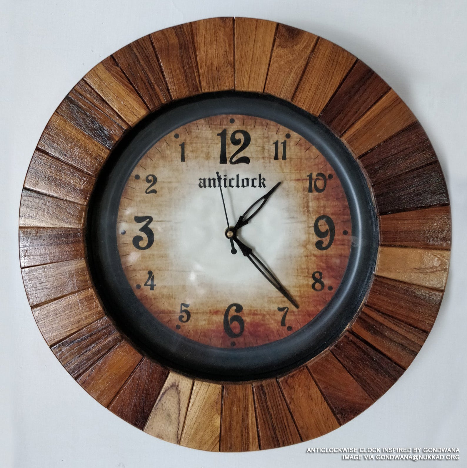 Anticlockwise clock inspired by the Gondwana tribal community in Madhya Pradesh of India