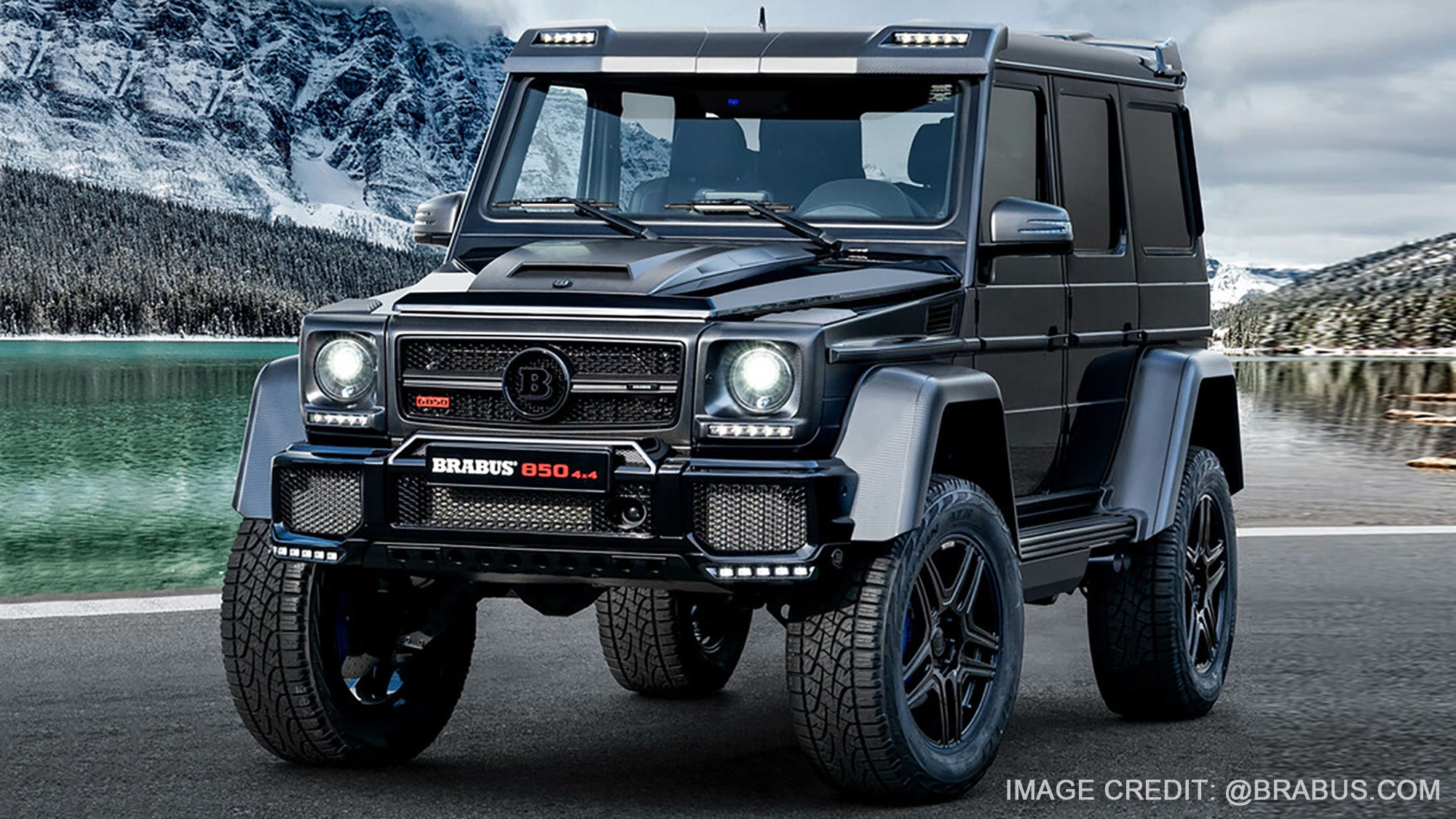 BRABUS 850 4x4 is an offroad supercar with a heavyduty 6.0liter twinturbo V8 engine