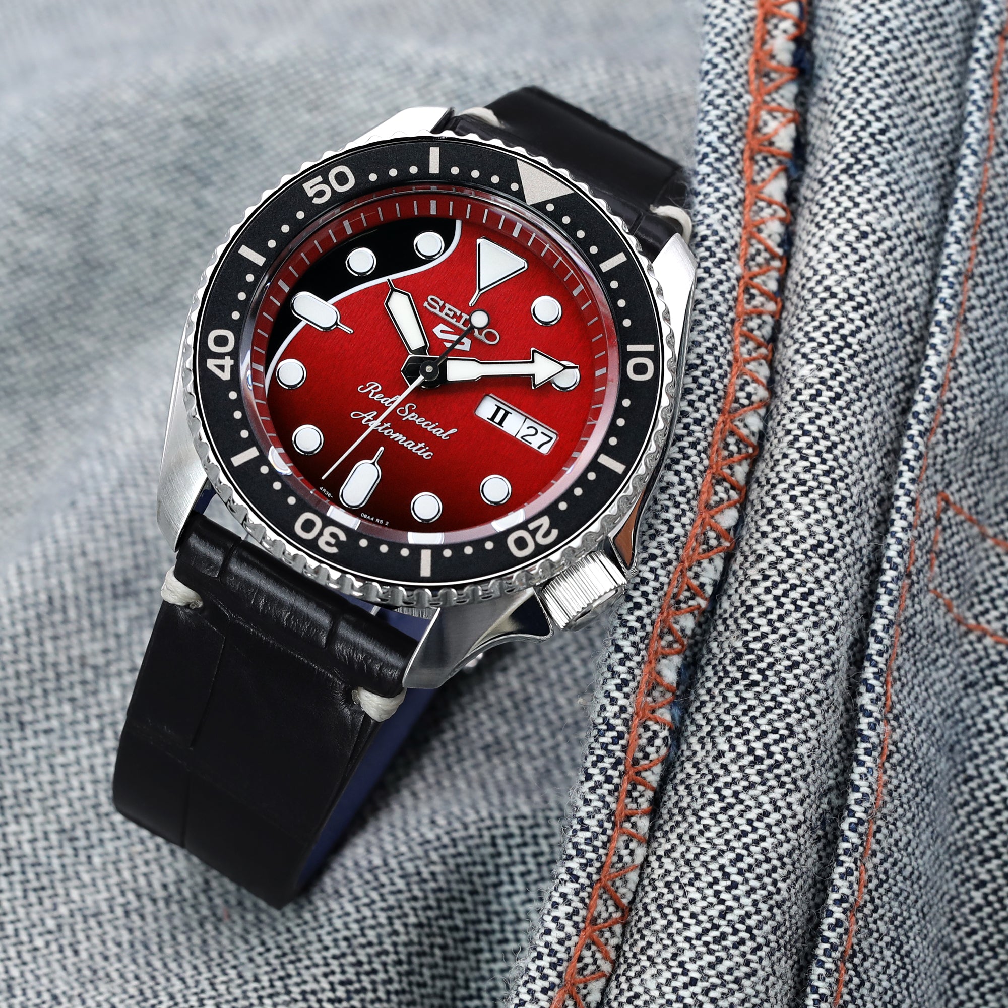 Seiko 5 Sports X Brian May “The Red Special” SRPE83 LE | Strapcode