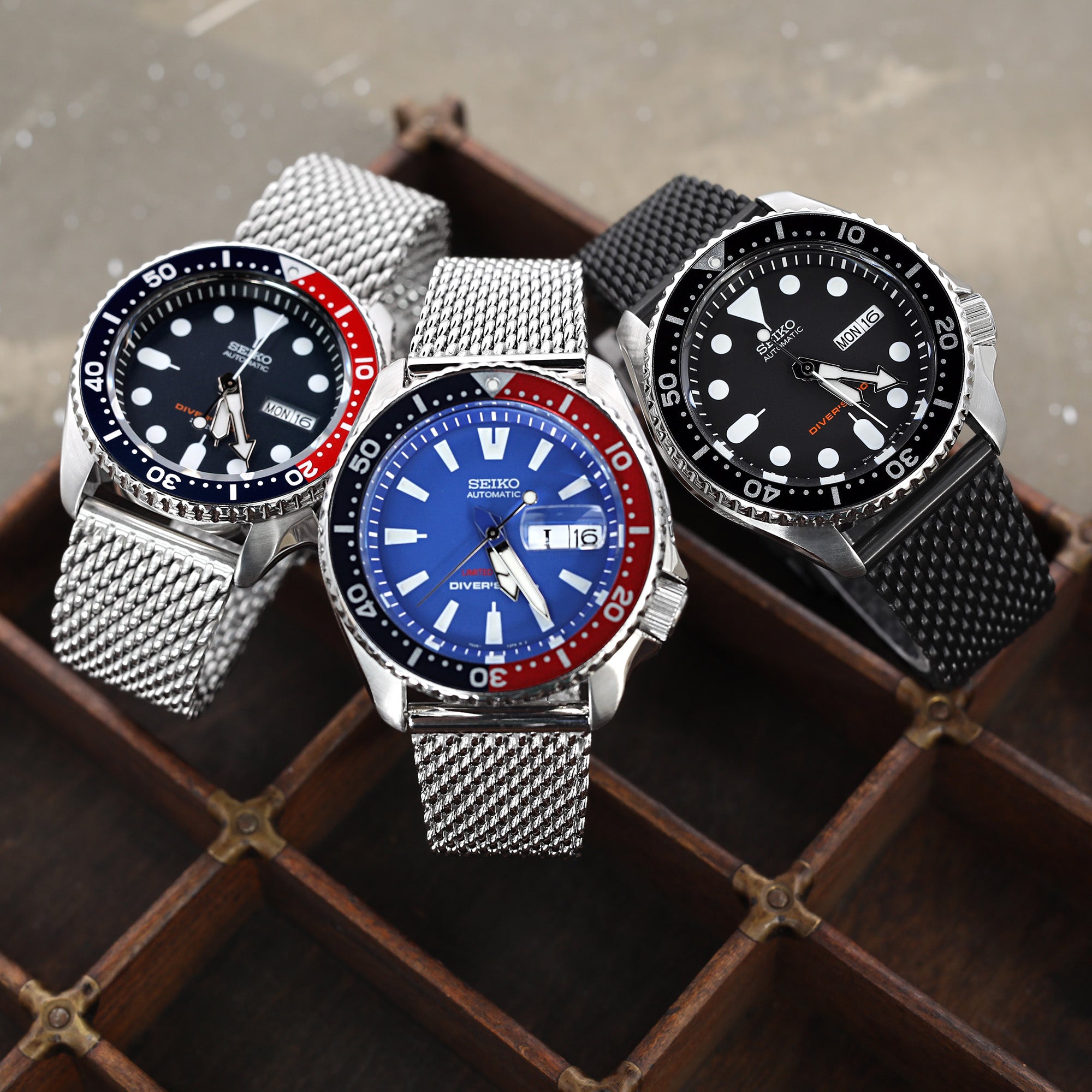 Best Fitted Mesh Band For Your SKX! (Look alike Seiko 5 Sports) | Strapcode