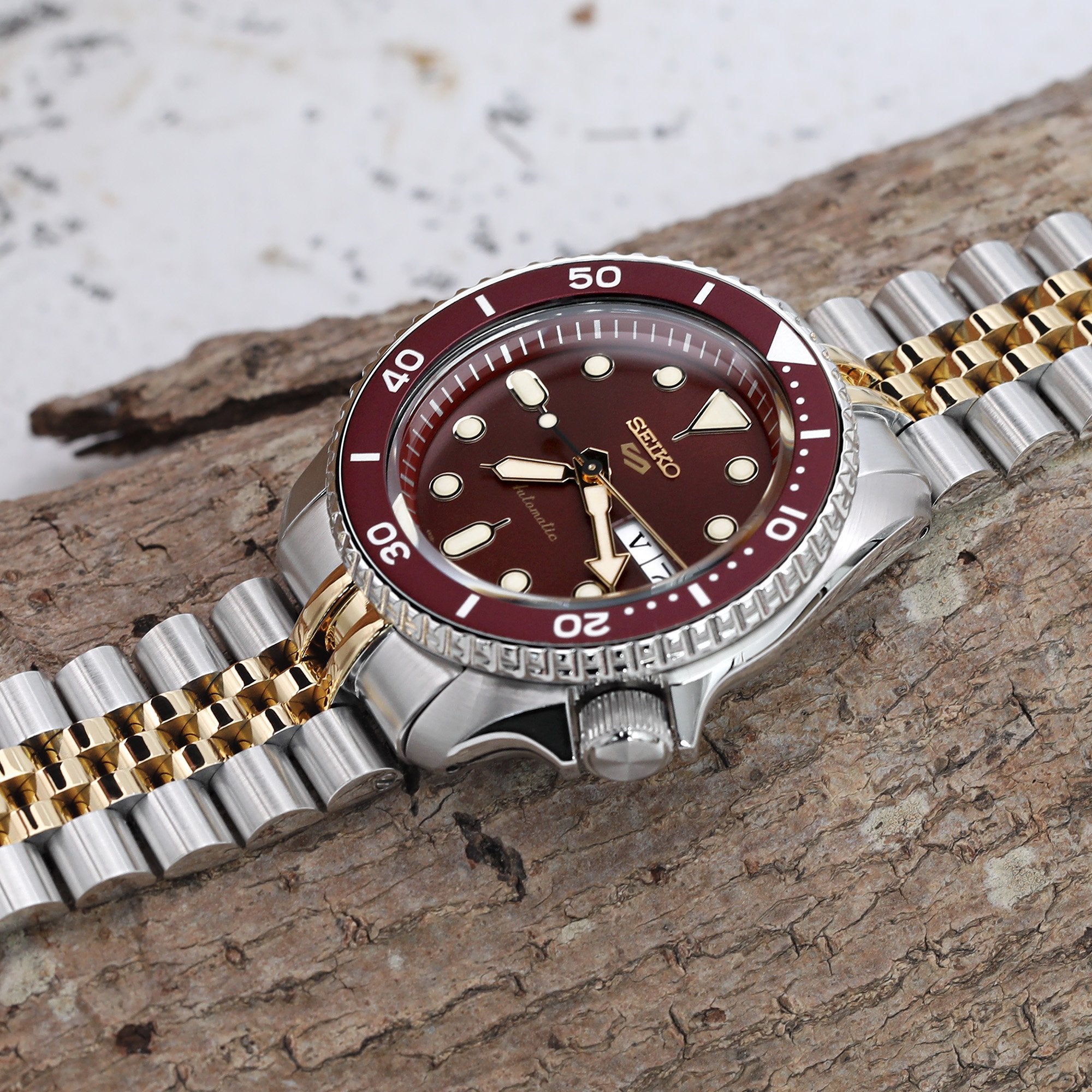 Seiko Mod 5 Sports Curved End Super-J Louis Bracelet | Strapcode