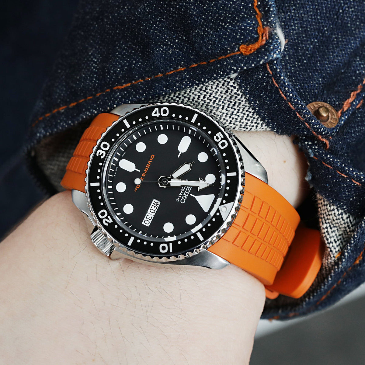 Seiko Mods, Seiko SKX007 Upgrade, Curved End Watch Bands | Strapcode