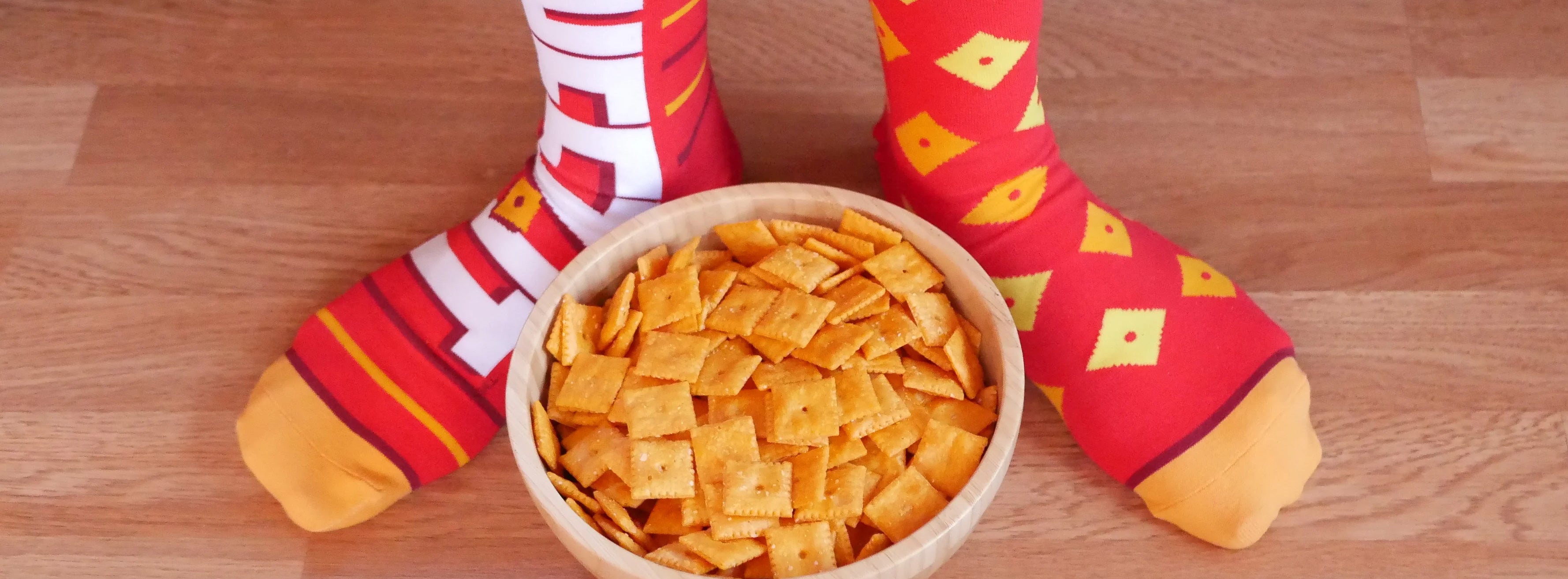 CHEEZ-IT® CUSTOM CREW SOCKS