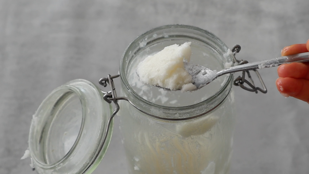 Coconut Oil | Simple Vegan, Palm Oil Free Soap Recipe for Beginners | Bottega Zero Waste