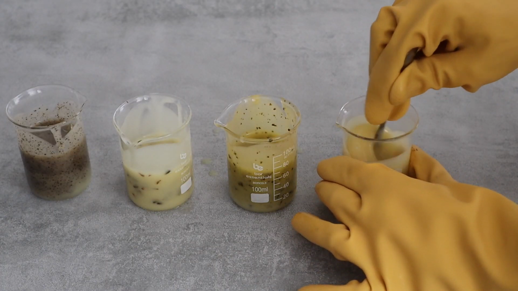 Adding food waste | How to make soap using food waste | Bottega Zero Waste