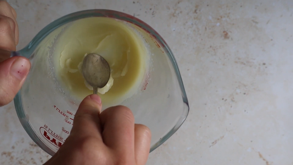 DIY Whipped Hemp Body Butter Consistency | Bottega Zero Waste