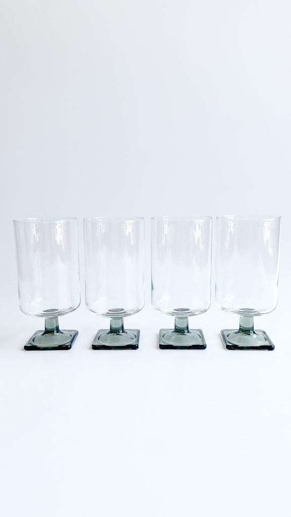 Set Of 4 VINTAGE Clear Square Drinking Glasses light weight 4” Tall