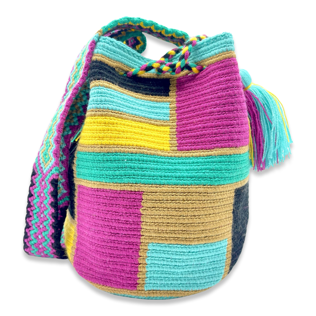 Hadley - Medium Wayuu Mochila Bag