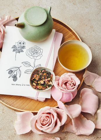 tea-with-roses