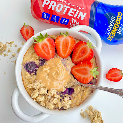 strawberry and blueberry baked protein oats