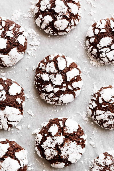 christmas chocolate crinkle cookies with link to recipe
