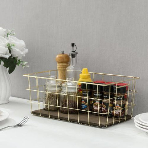 Kitchen Basket with Spices