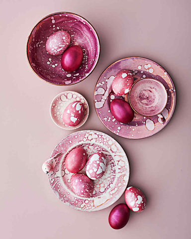 Easter Egg Splatter Decor Idea