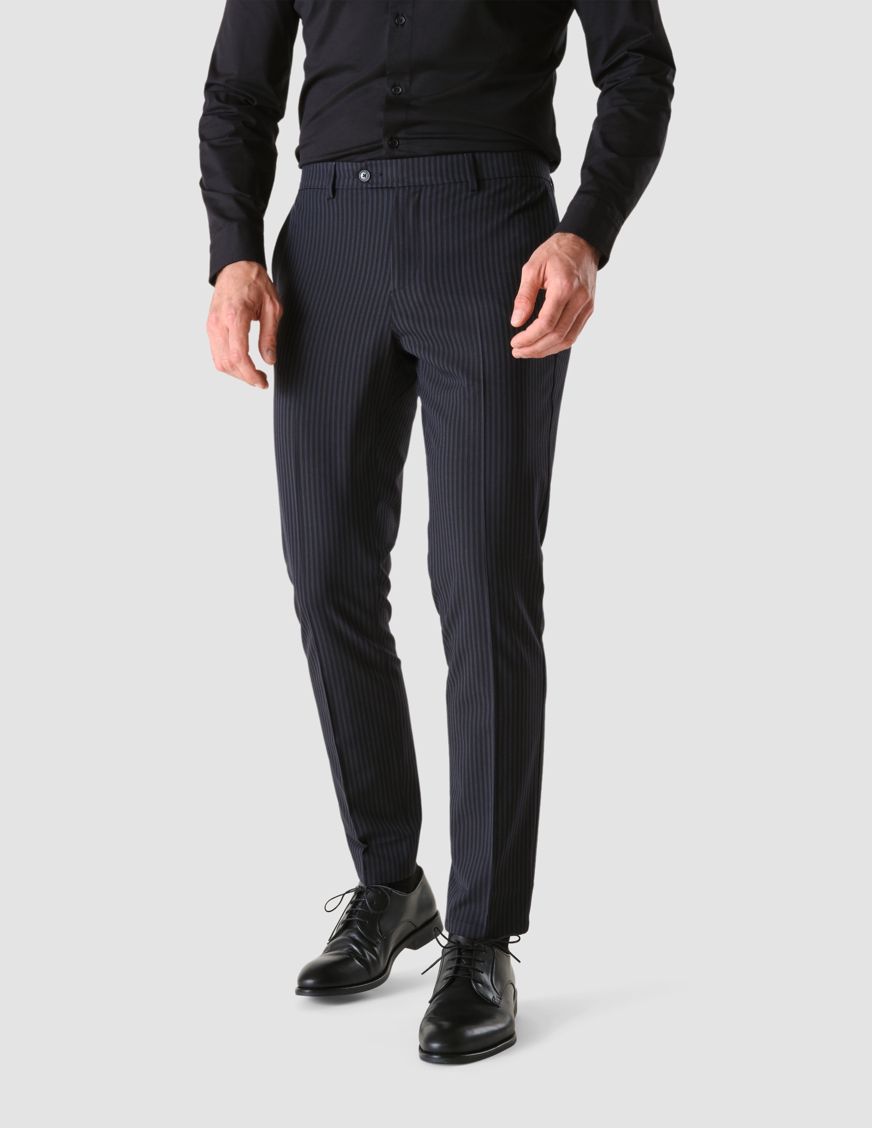 Slim Fit Suit trousers - Beige/Checked - Men | H&M