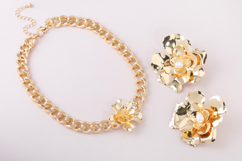 statement-chunky-gold-plated-jewellery