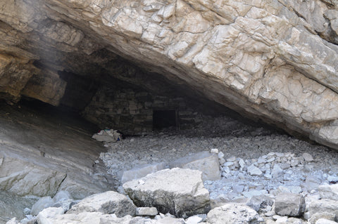 Smugglers' Cave entrance - Dorset Coffee Explorer