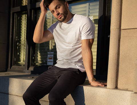 7 Different Ways to Style Your Low Key Pocket Tee