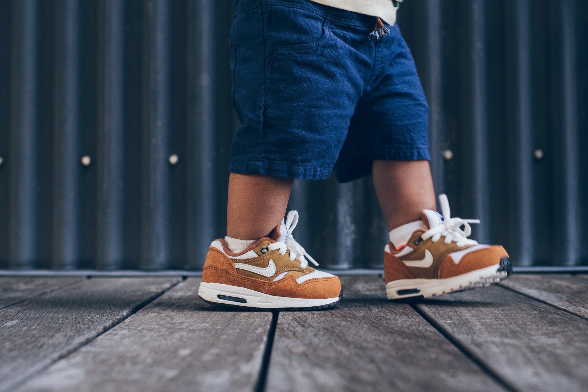 nike air max 1 dark curry