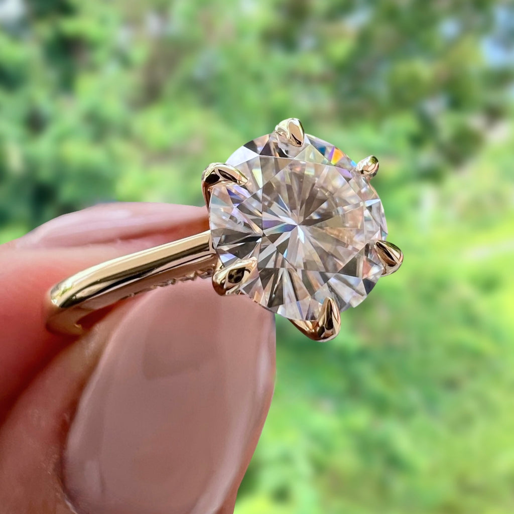 close up of moissanite engagement ring design