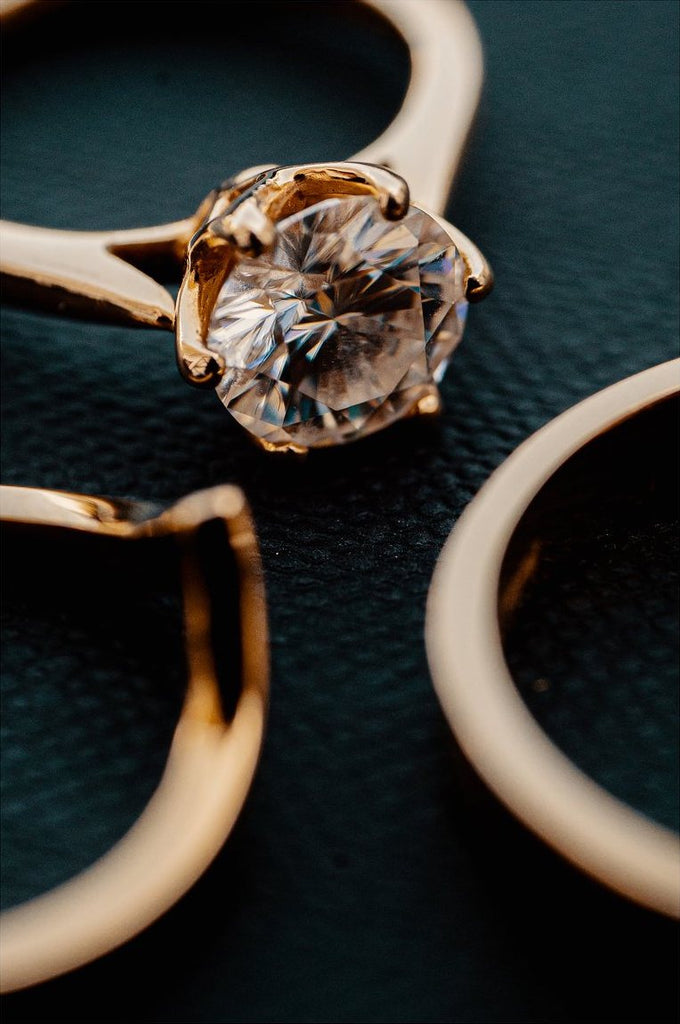 Engagement ring Wedding rings gold jewelry moissanite lab grown diamond manila philippines