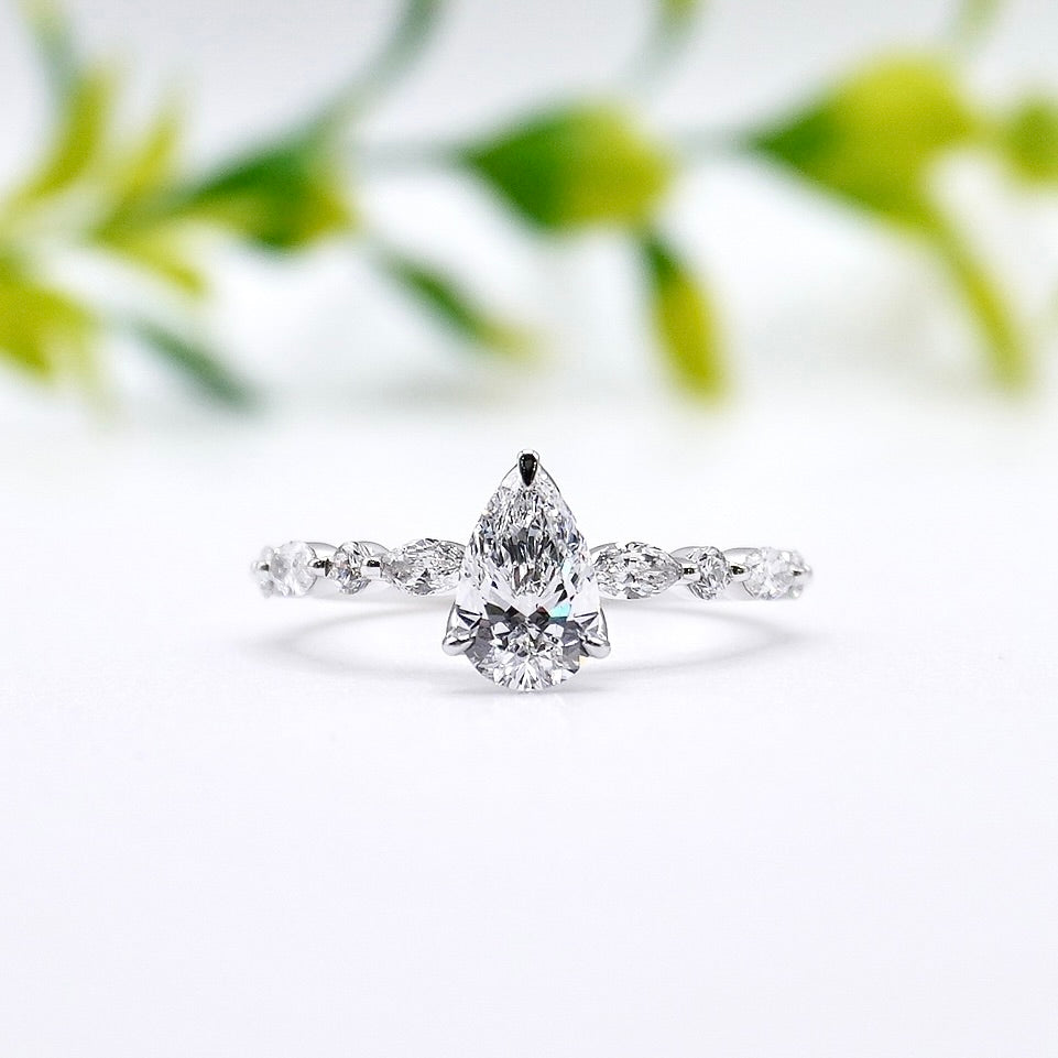 cluster setting diamond engagement ring lucce