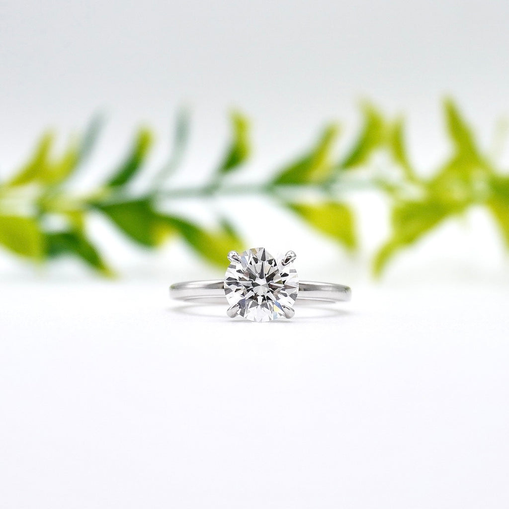 solitaire setting lucce lab diamond engagement ring platinum