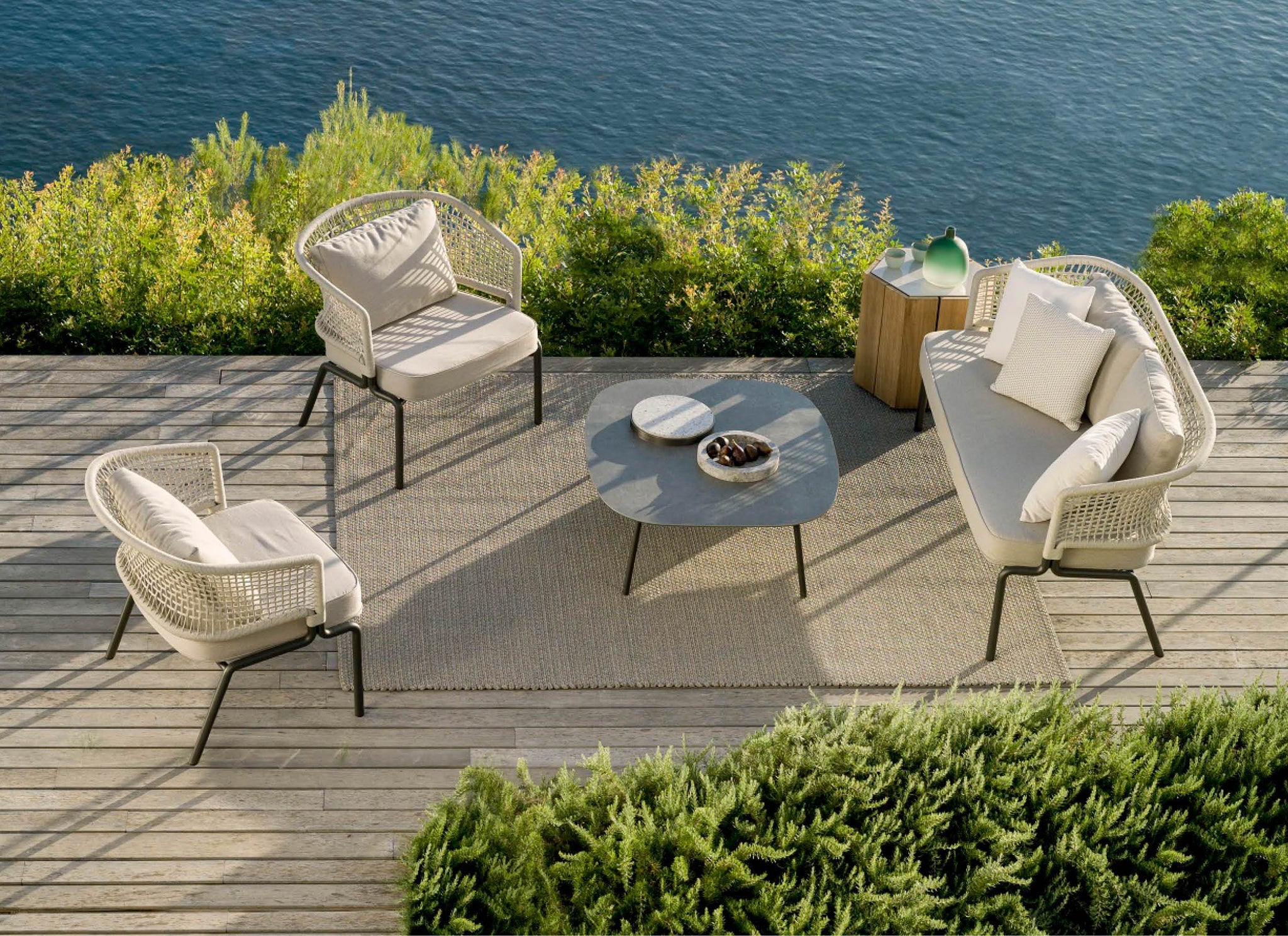Contour Sofa | Luxury Outdoor Furniture Collection