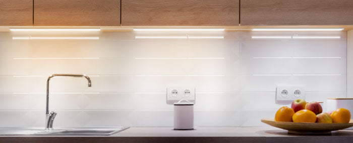 Our cabinet lighting is also built to last with advanced DOB (Driver-On-Board) technology, which helps eliminate humming sounds, prevents flickering and dimmable, dims from 100%-0% smoothly. These counter lights are high quality, making showcasing your home — simple. These lights are also linkable allowing you to extend the illumination across larger areas. You can configure the fixtures based on how you want the light to spread across and controlling the light to shine on the desired areas.