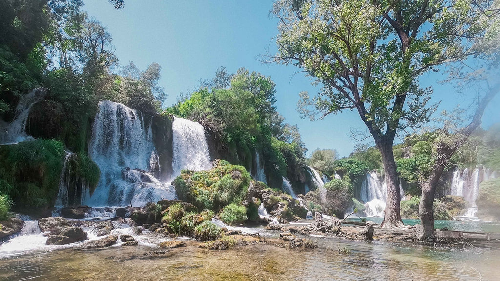 Kravica watervallen Bosnië en Herzegovina