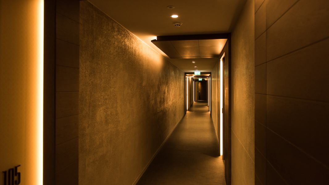 Lighting in a hallway