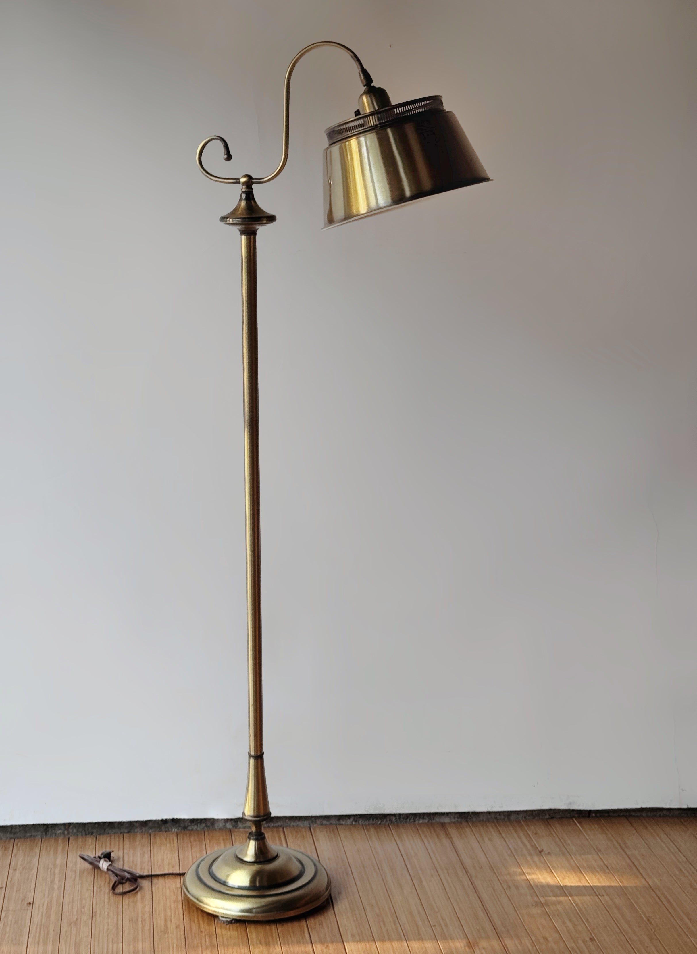 Vintage Underwriters Brass Floor Lamp