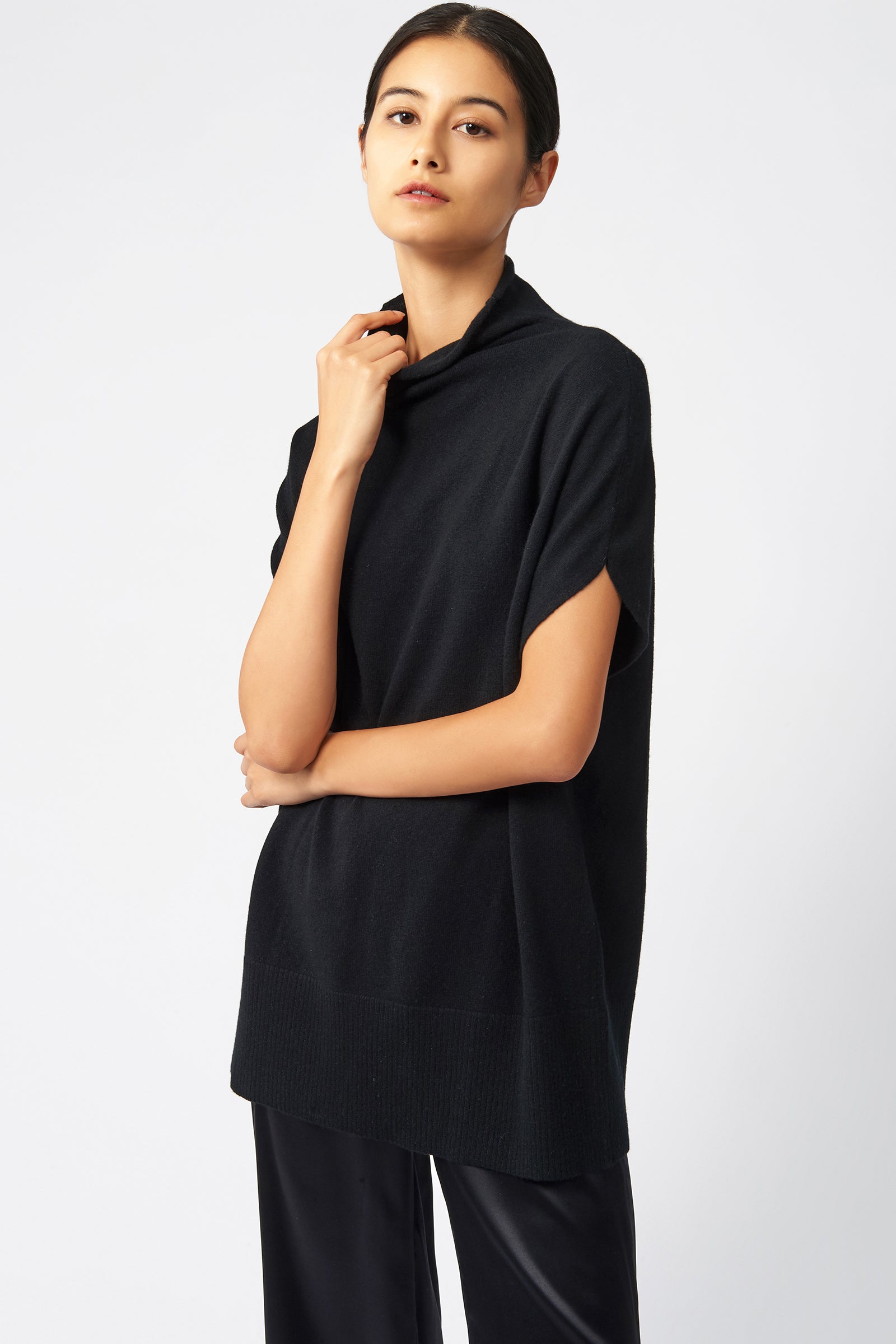 Cashmere Funnelneck in Black Made From 100% Cashmere – KAL RIEMAN