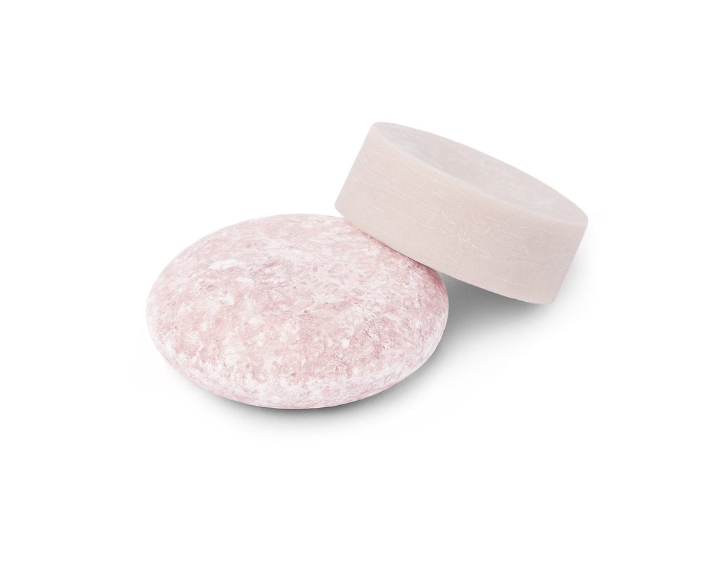 Unwrapped Life plastic free shampoo and conditioner bars