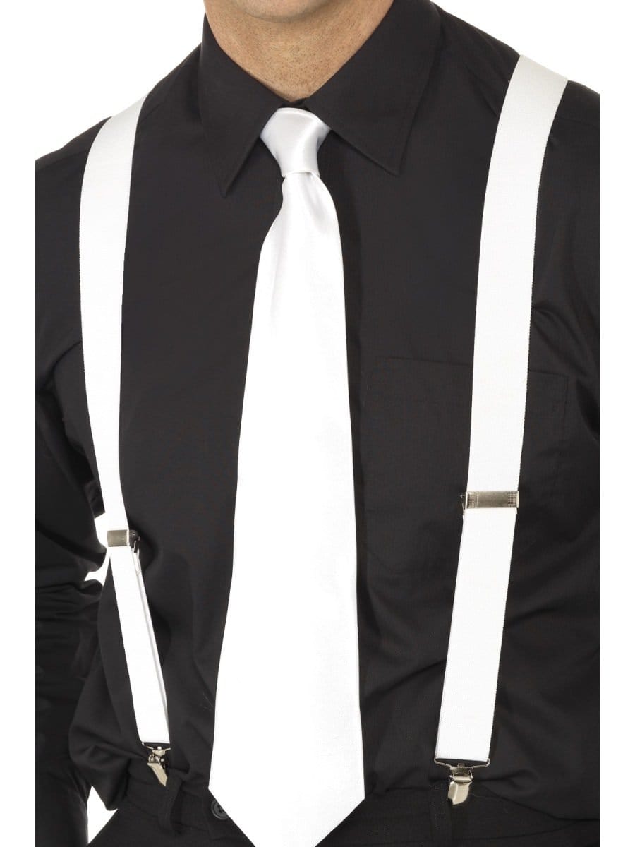 Темная рубашке галстук