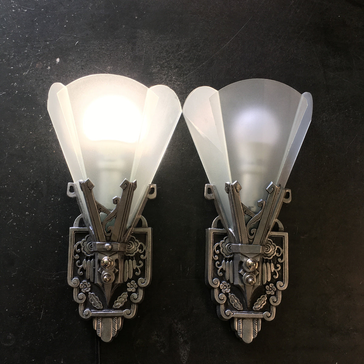 1930s Art Deco Wall Sconces With Flat Panel Glass Filament Vintage Lighting 