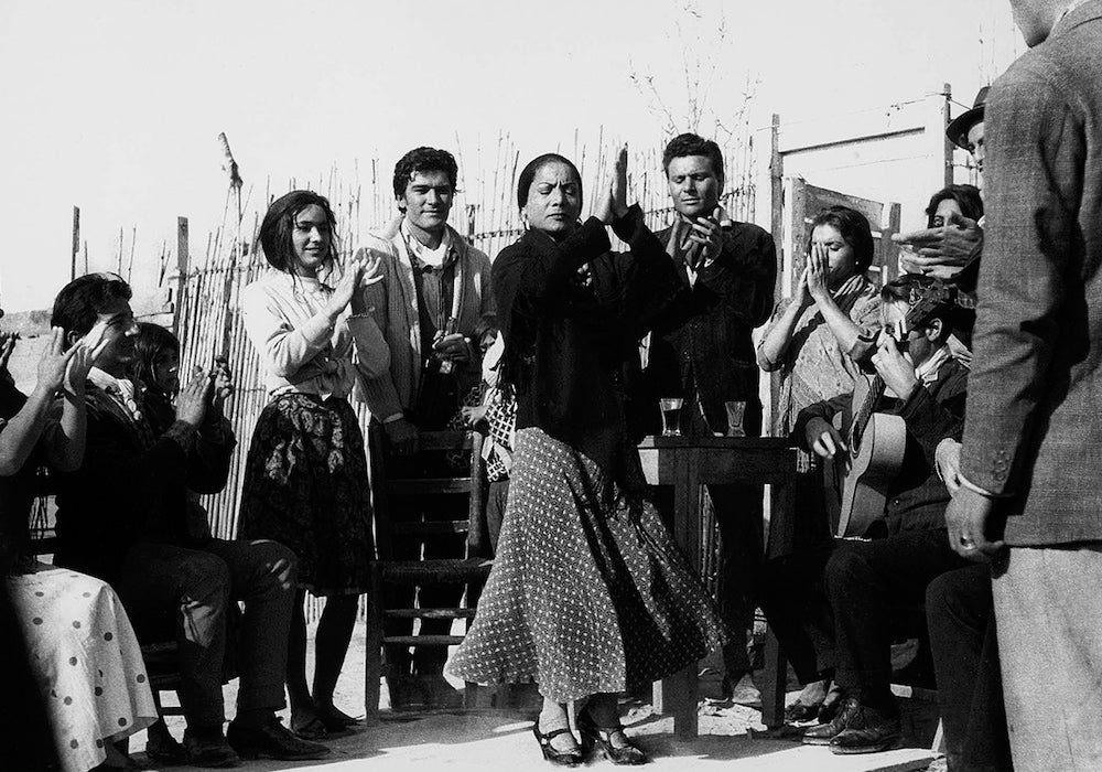 Carmen Amaya bailando flamenco