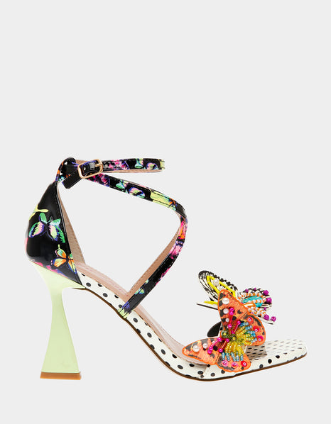 All Shoes  Sneakers, Sandals, Heels, Booties, Flats, Wedges, Western &  More – Betsey Johnson