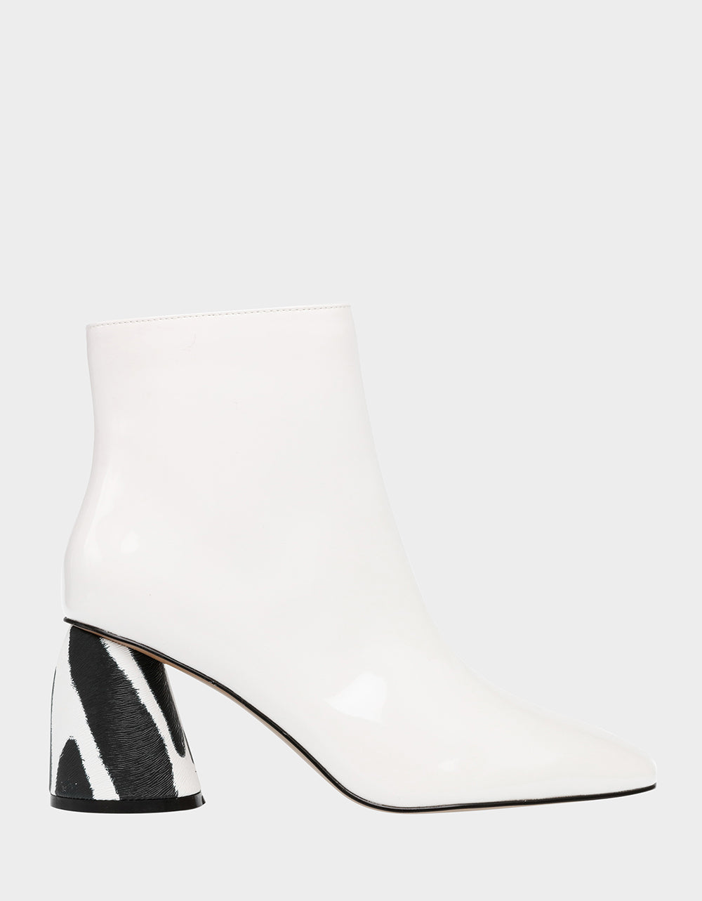 betsey johnson white shoes