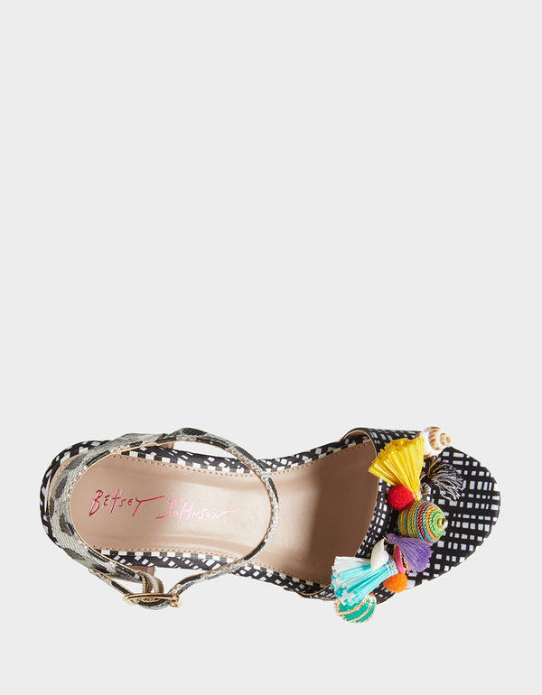 betsey johnson black shoes