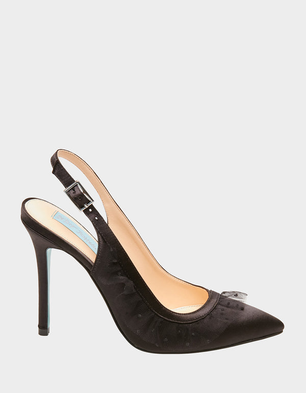 betsey johnson black pumps