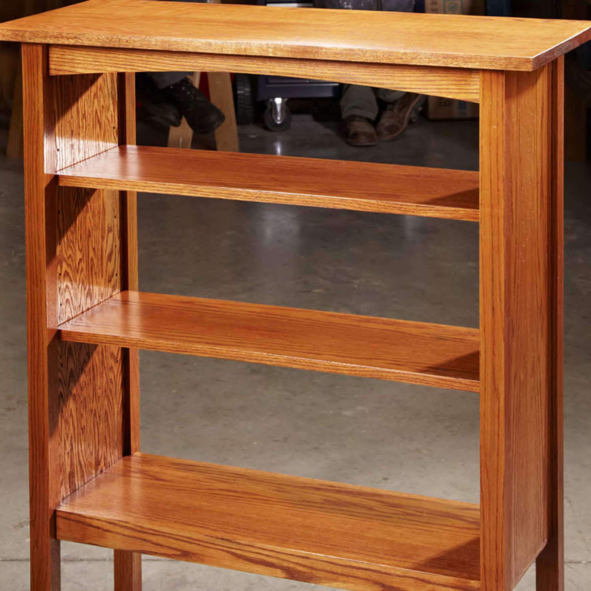 Simple Craftsman Bookshelf – Family Handyman Shop